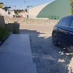 Pina Tourist * فوديس