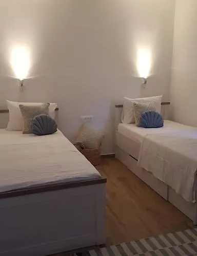 Apartment Pina Tourist *